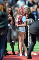 PIXIE LOTT Performs at West Ham vs Everton Football Match Half Time in London 04/22/2017