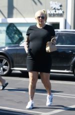 Pregnant JENNA JAMESON Out for Lunch in West Hollywood 04/02/2017