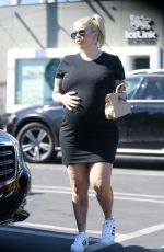 Pregnant JENNA JAMESON Out for Lunch in West Hollywood 04/02/2017