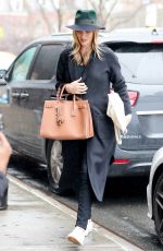 Pregnant ROSIE HUNTINGRON-WHITELEY Shopping at ABC Carpet & Home Store in New York 04/06/2017