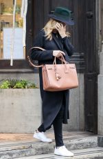 Pregnant ROSIE HUNTINGRON-WHITELEY Shopping at ABC Carpet & Home Store in New York 04/06/2017