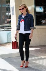 REESE WITHERSPOON Heading to a Meeting in Beverly Hills 04/25/2017