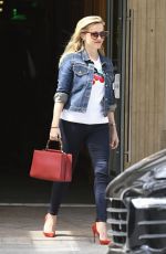 REESE WITHERSPOON Heading to a Meeting in Beverly Hills 04/25/2017