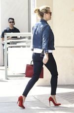 REESE WITHERSPOON Heading to a Meeting in Beverly Hills 04/25/2017