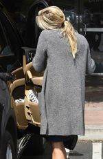 REESE WITHERSPOON Leaves a Starbucks in Brentwood 04/07/2017