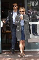 REESE WITHERSPOON Leaves a Starbucks in Brentwood 04/07/2017