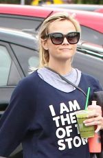 REESE WITHERSPOON Leaves Burn 60 in Brentwood 04/13/2017