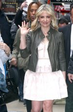 SARAH MICHELLE GELLAR Arrives at Good Morning America in New York  04/03/2017