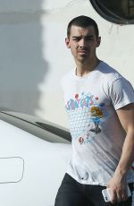 SOPHIE TURNER and Joe Jonas Out at Ventura Blvd in Los Angeles 04/02/2017