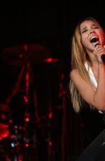 TINASHE Performs at ACLU Benefit Concert in Los Angeles 04/03/2017