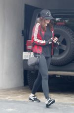 ANNE HATHAWAY Arrives at a Gym in West Hollywood 05/26/2017
