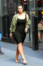 ASHLEY GRAHAM Heading to an Office Building in New York 05/10/2017
