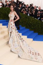 BEE SHAFFER at 2017 MET Gala in New York 05/01/2017