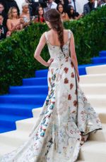 BEE SHAFFER at 2017 MET Gala in New York 05/01/2017