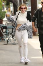 BELLA and DANI THORNE Out for Lunch in Los Angeles 05/08/2017
