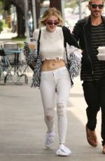 BELLA and DANI THORNE Out for Lunch in Los Angeles 05/08/2017