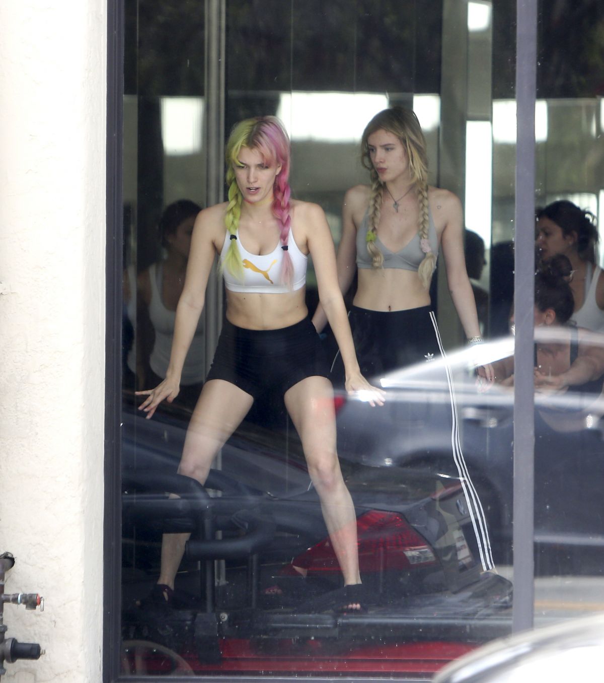 BELLA and DANI THORNE Working Out at a Gym in Los Angeles 05/15/2017 BELLA and DANI THORNE Working Out at a Gym in Los Angeles 05/15/2017