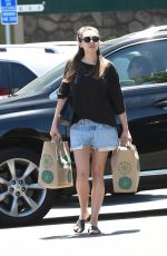 ELIZABETH OLSEN Out for Grocery Shopping in Los Angeles 05/03/2017
