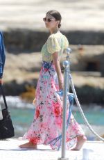 EMILY RATAJKOWSKI Arrives at Hotel Eden Roc in Cannes 05/17/2017