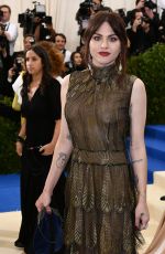 FRANCES BEAN COBAIN at 2017 MET Gala in New York 05/01/2017