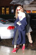 GIGI HADID Arrives at Her Apartment in New York 03/31/2017
