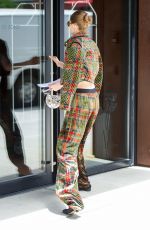 GIGI HADID Arrives at Her Apartment in New York 05/26/2017