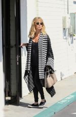 GOLDIE HAWN Out Shopping in Brentwood 05/12/2017