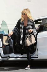 GOLDIE HAWN Out Shopping in Brentwood 05/12/2017