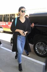 HAILEE STEINFELD Arrives at LAX Airport in Los Angeles 04/30/2017
