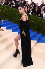 HAILEE STEINFELD at 2017 MET Gala in New York 05/01/2017