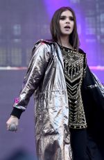 HAILEE STEINFELD Performs at 2017 Kiis FM Wango Tango in Los Angeles 05/13/2017