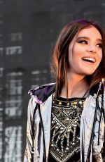 HAILEE STEINFELD Performs at 2017 Kiis FM Wango Tango in Los Angeles 05/13/2017