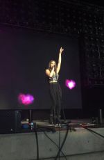 HAILEE STEINFELD Performs at Chanel 933
