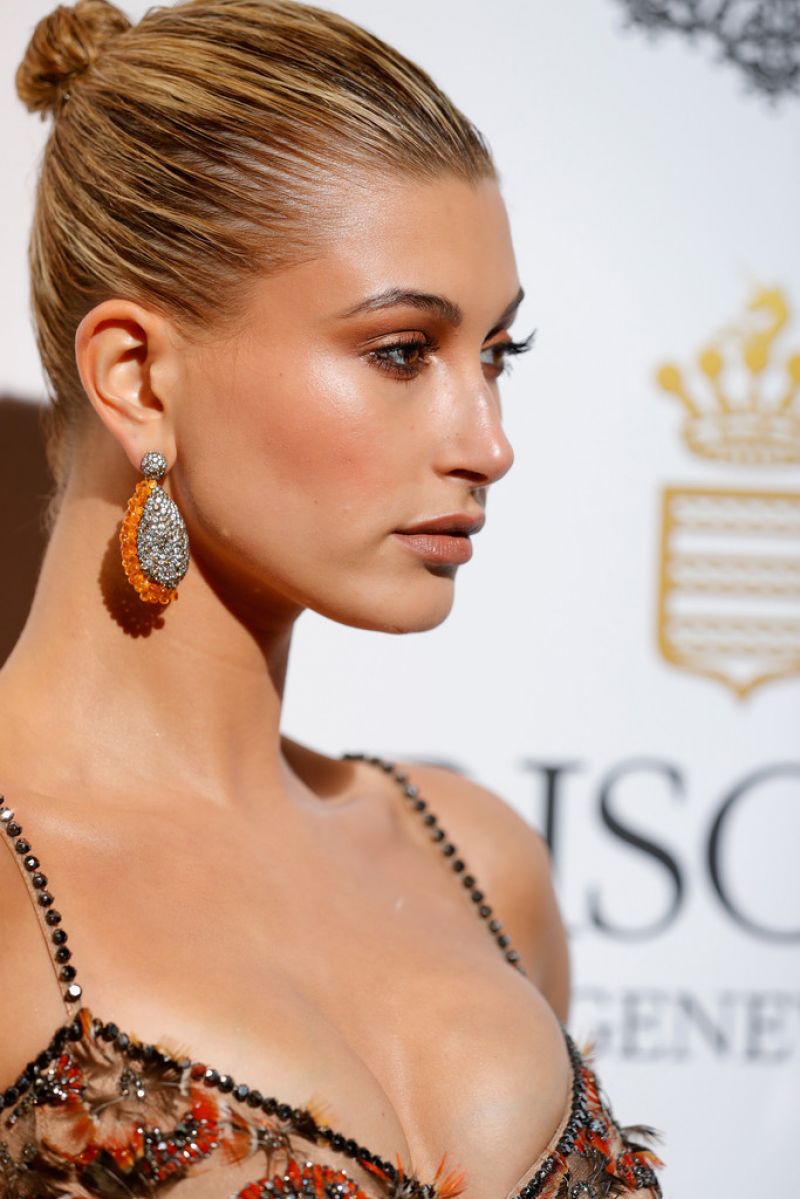 Hailey Baldwin At De Grisogono Party At Cannes Film Festival