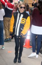 HAILEY BALDWIN Out Shopping in New York 04/30/2017