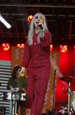 HAYLEY WILLIAMS Performs at Jimmy Kimmel Live 05/17/2017