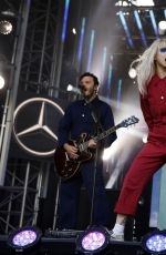 HAYLEY WILLIAMS Performs at Jimmy Kimmel Live 05/17/2017