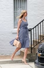 IVANKA TRUMP Leaves Her Home in Washington 05/04/2017