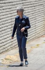 JAMIE LEE CURTIS Out and About in Brentwood 05/20/2017
