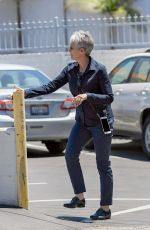 JAMIE LEE CURTIS Out and About in Brentwood 05/20/2017