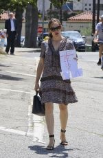 JENNIFER GARNER Out and About in Brentwood 05/28/2017