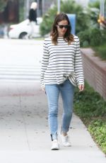 JENNIFER GARNER Out and About in Brentwood 05/30/2017
