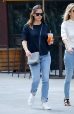 JENNIFER GARNER Out and About in New York 05/17/2017