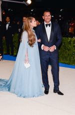 JENNIFER LOPEZ at 2017 MET Gala in New York 05/01/2017