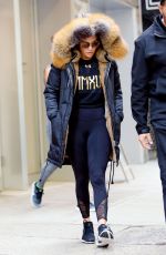 JENNIFER LOPEZ Out in New York 05/10/2017