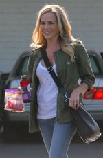 JULIE BENZ Out Shopping at Bristol Farms in Beverly Hills 05/12/2017