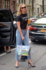 KARLIE KLOSS Arrives at Her Hotel in New York 05/01/2017