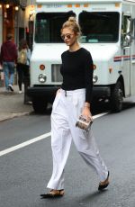 KARLIE KLOSS Out in New York 05/30/2017