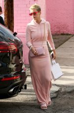 KARTY PERRY Out with Her Mom in Los Angeles 05/14/2017