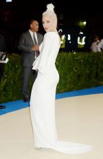 KATE HUDSON at 2017 MET Gala in New York 05/01/2017